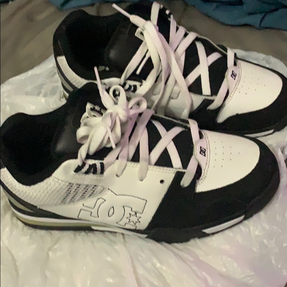 DC Shoes